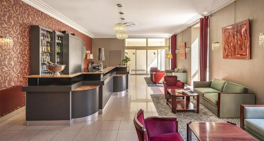 Best Western Plus Poitiers Centre Le Grand Hotel - 4-star hotel in Poitiers, Poitiers - photo 1