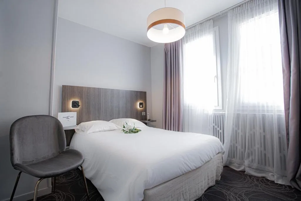Hôtel Central - 3-star hotel in Poitiers, Poitiers - photo 1