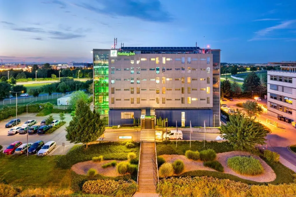 Holiday Inn Prague Airport by IHG - Hôtel 4 étoiles, Prague 6 (Airport), Prague - photo 1