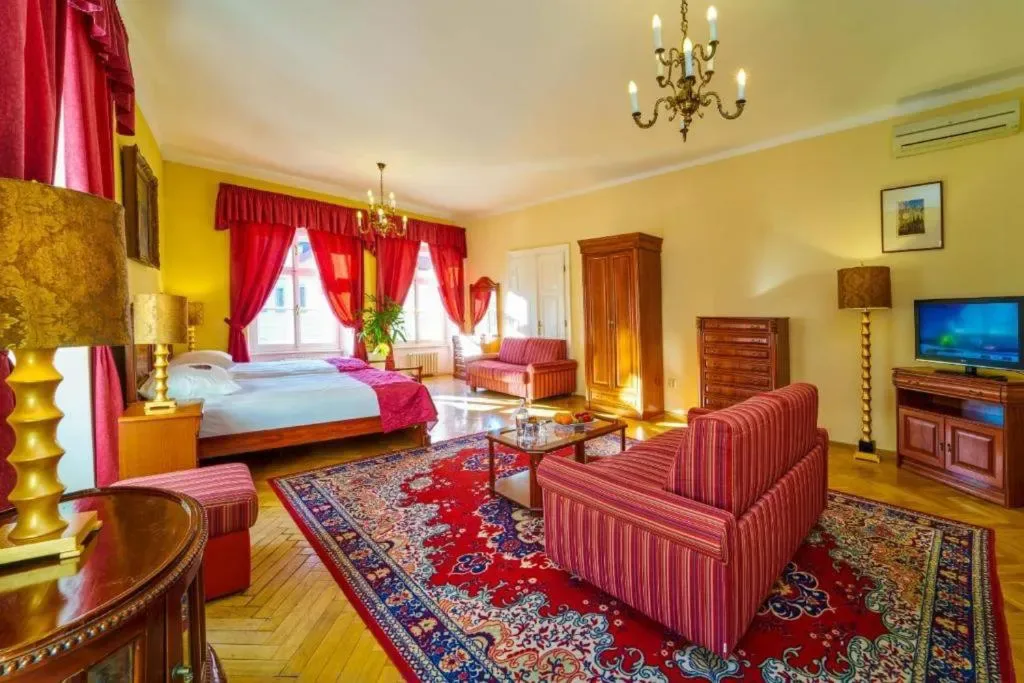 Josephine Old Town Square Hotel - 4-star hotel in Old Town Square (Staré Město), Prague - photo 1