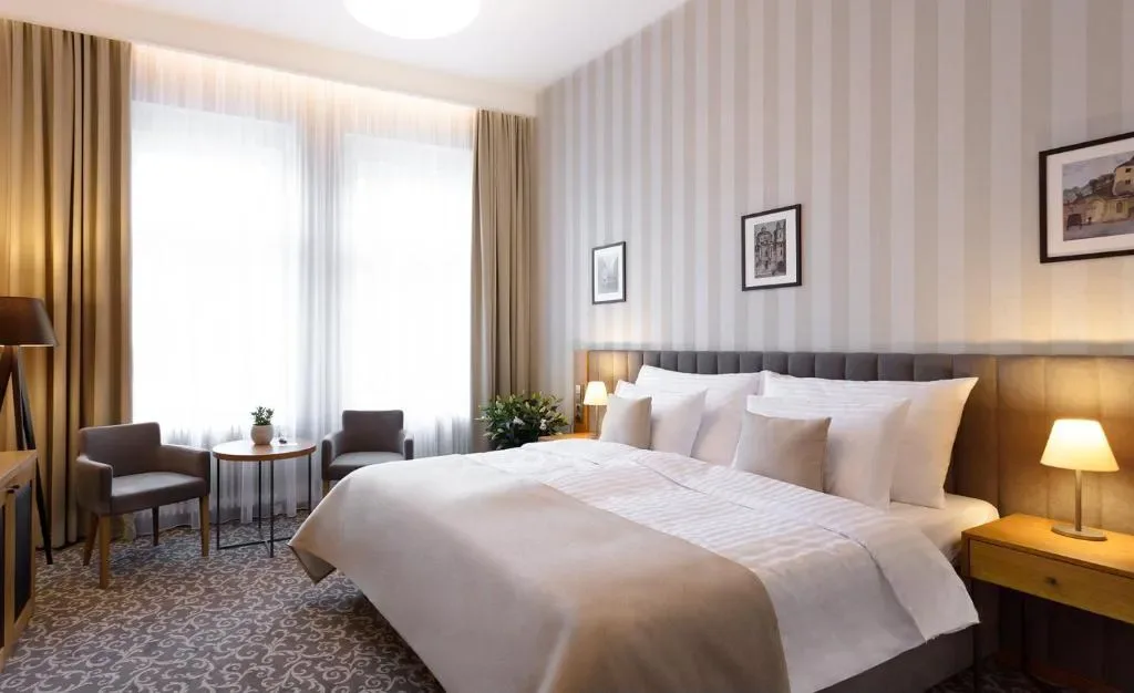 Hotel Schwaiger - 4-star hotel in Bubeneč, Prague 6 (near Stromovka), Prague - photo 1
