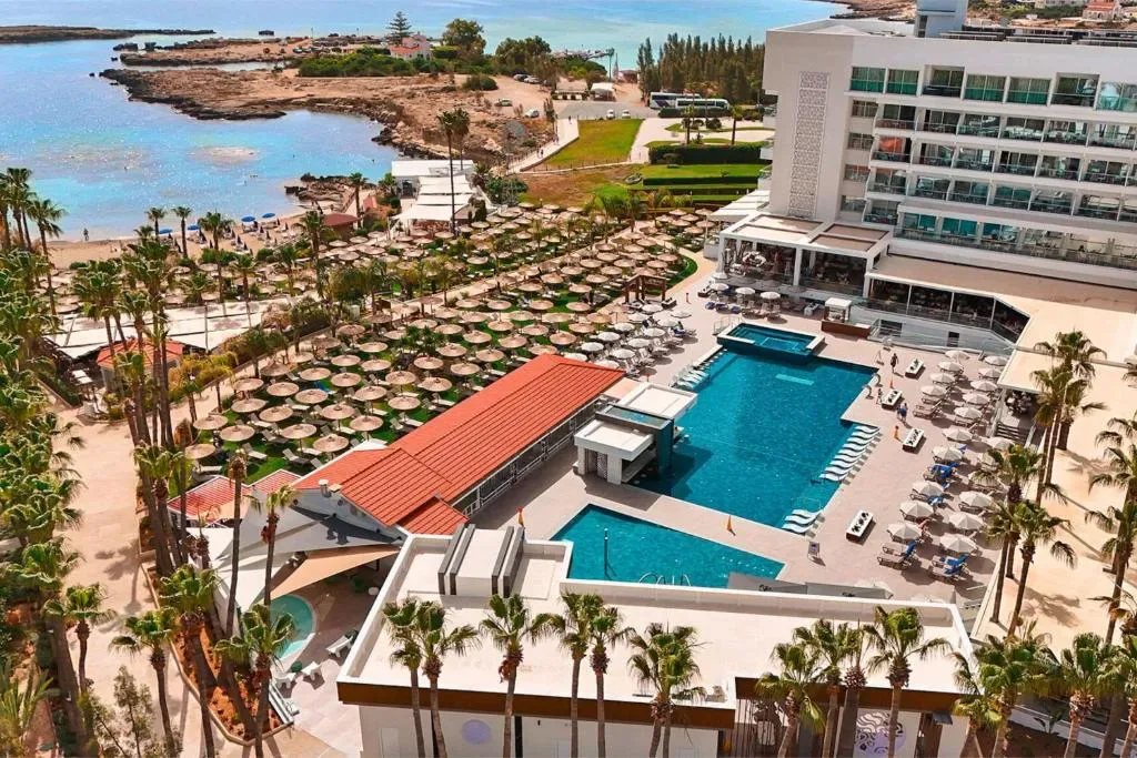 Cavo Maris Beach Hotel & Suites - 4-star hotel in Protaras, Protaras - photo 1