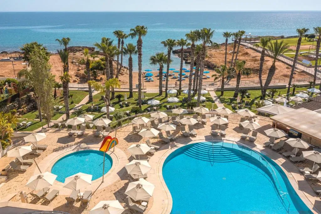 Louis Althea Beach - 4-star hotel in Protaras, Protaras - photo 1