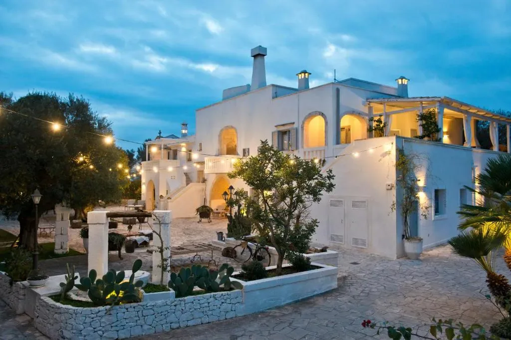 Masseria Salinola - Hotel de 4 estrellas en Ostuni, Puglia - photo 1