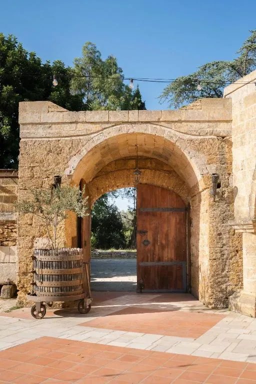 Antica Masseria Martuccio - Hotel de 4 estrellas en Mesagne, Puglia - photo 1