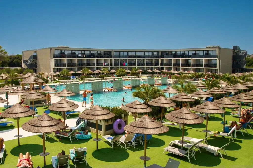 Resort Del Mar Emotion - Hotel de 4 estrelas em Liznjan, 12 km east of Pula centre, Pula - photo 1