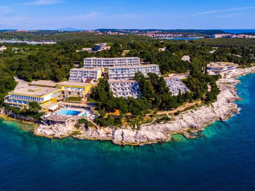Splendid Resort - Hotel de 3 estrelas em Zlatne Stijene, Pula - photo 1