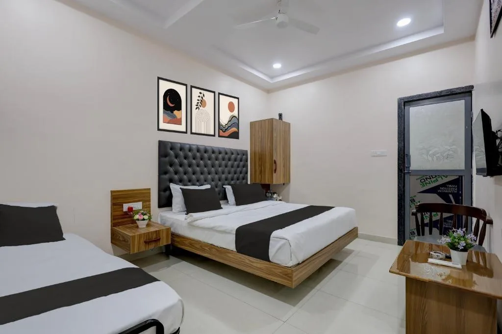 Super HOTEL O MATRI CROWN - Hotel de 3 estrellas en Raipur, Raipur - photo 1