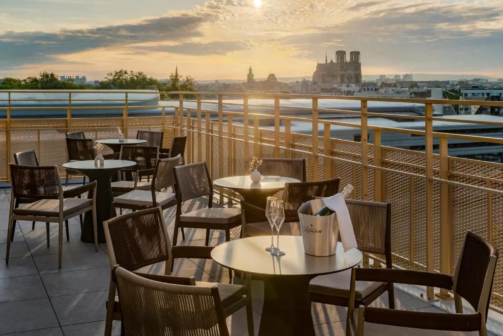 Holiday Inn Express & Suites Reims - Rives de Vesle by IHG - Hotel de 4 estrellas en Reims, Reims - photo 1