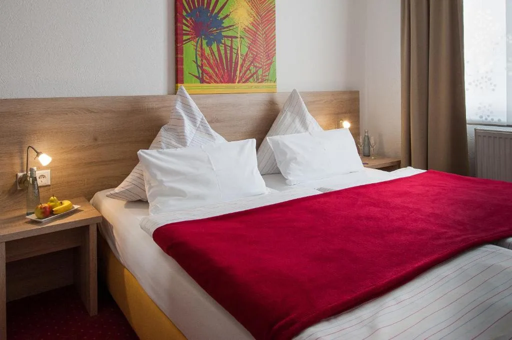 Hotel König - Hotel de null estrelas em Remscheid, Remscheid - photo 1