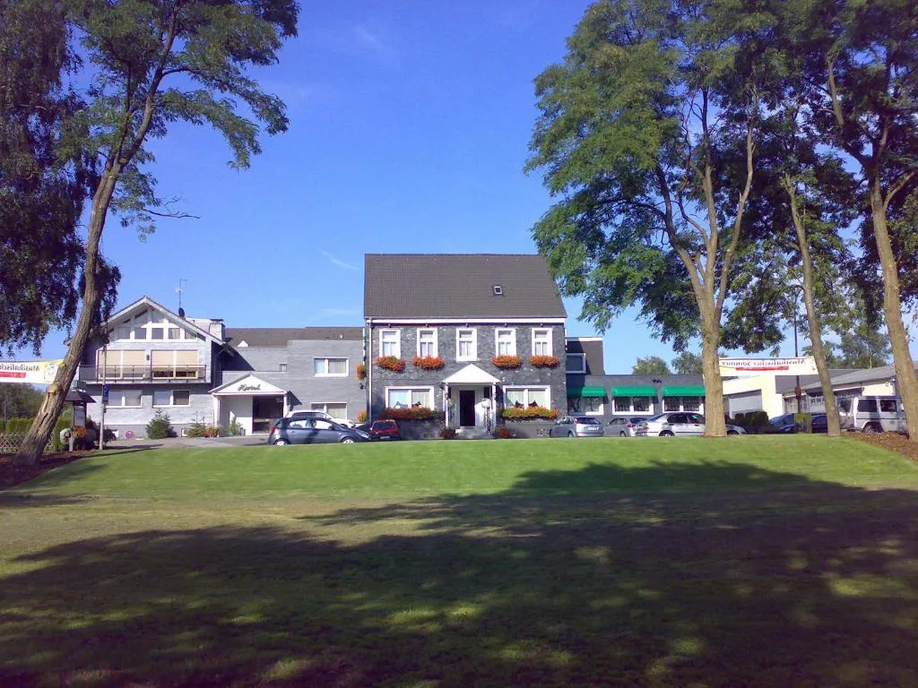 Hotel Restaurant Fischer - Hotel de 3 estrellas en Remscheid, Remscheid - photo 1