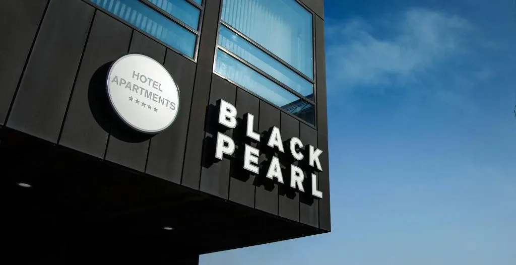 Black Pearl Apartment Hotel - 5-star hotel in Downtown Reykjavik, Reykjavik - photo 1