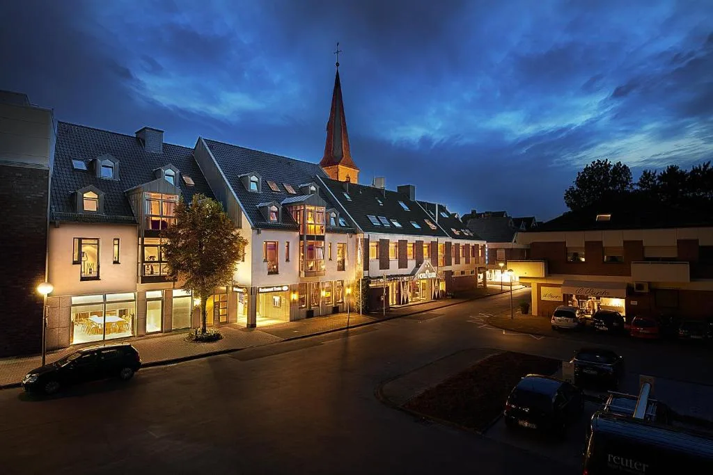 Hotel Restaurant Reuter - 3-star hotel in Rheda-Wiedenbrück, Rheda-Wiedenbrück - photo 1