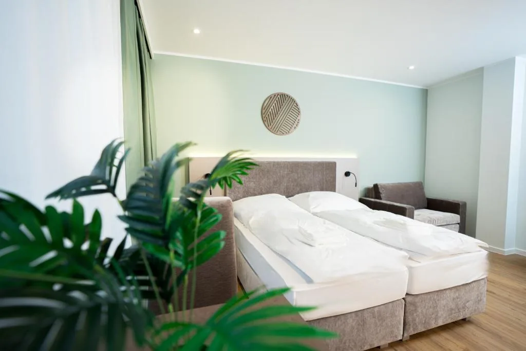 Living Inn am Schlosspark - Zentral, Parkplatz und Kitchenette - null-star hotel in Rheda-Wiedenbrück, Rheda-Wiedenbrück - photo 1
