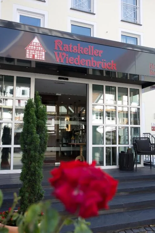 Ratskeller Wiedenbrück - 4-star hotel in Rheda-Wiedenbrück, Rheda-Wiedenbrück - photo 1