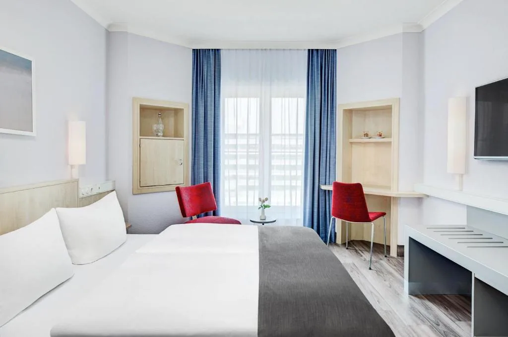 IntercityHotel Rostock - 4-star hotel in Rostock, Rostock - photo 1