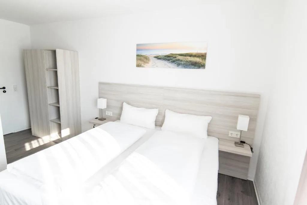 Hotel Angelo - Hotel de 3 estrelas em Saarbrücken, Saarbrücken - photo 1