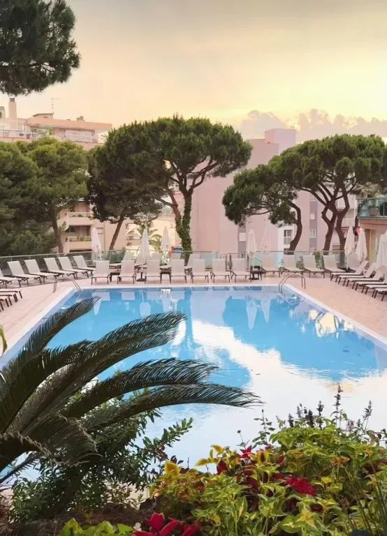 Hotel Las Vegas - Hotel de 4 estrelas em Salou, Salou - photo 1