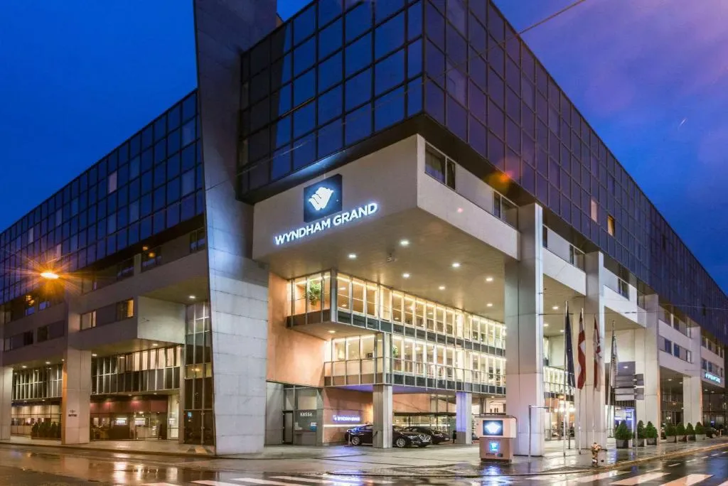 Wyndham Grand Salzburg Conference Centre - Hotel de 4 estrellas en Elisabeth-Vorstadt, Salzburg - photo 1