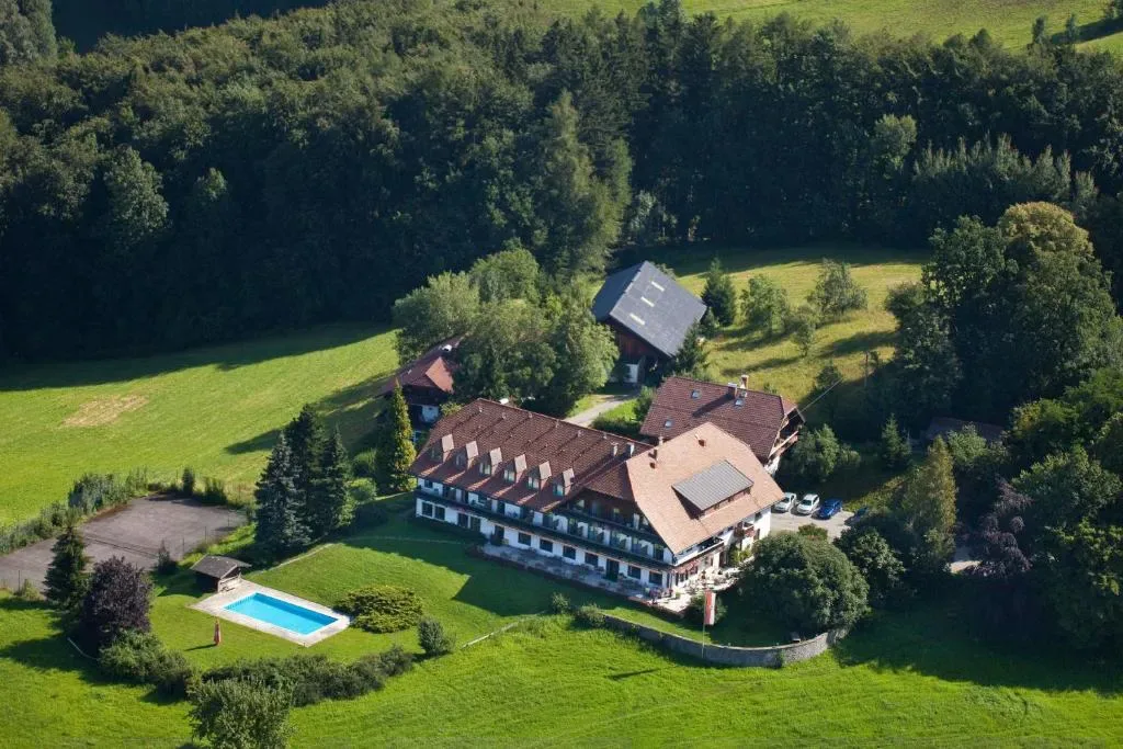 Hotel Schöne Aussicht - Hotel de 3 estrellas en Heuberg, Salzburg outskirts, Salzburg - photo 1