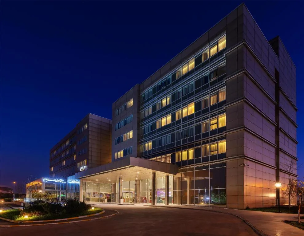 Park Inn by Radisson Samsun - 4-star hotel in Samsun, Samsun - photo 1
