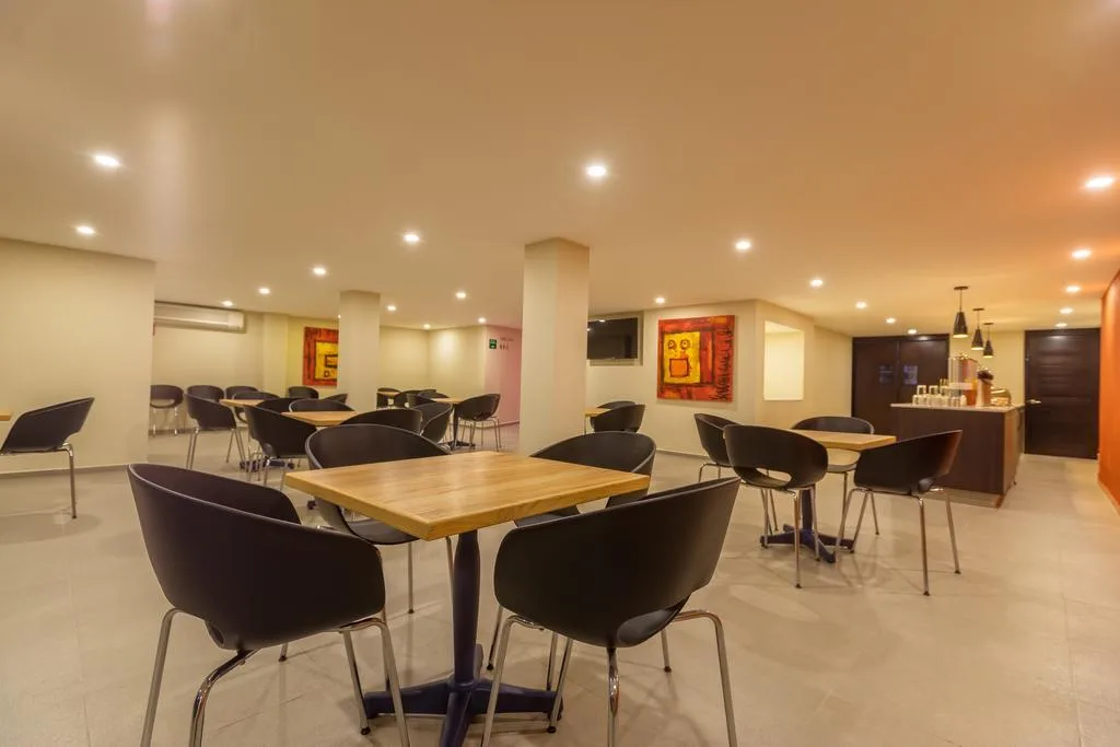 Comfort Inn San Luis Potosí - Hotel de 3 estrelas em San Luis Potosí, San Luis Potosí - photo 1
