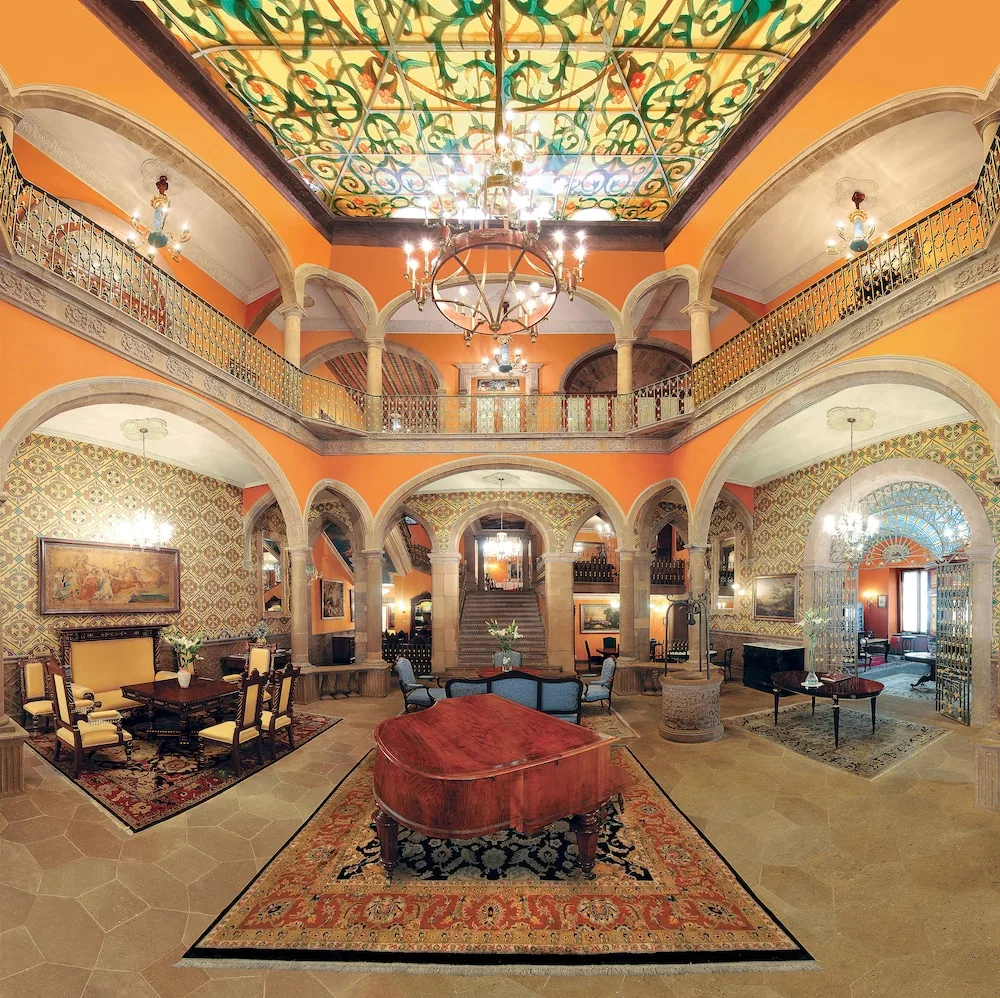 Hotel Museo Palacio de San Agustín - 4-star hotel in San Luis Potosí, San Luis Potosí - photo 1