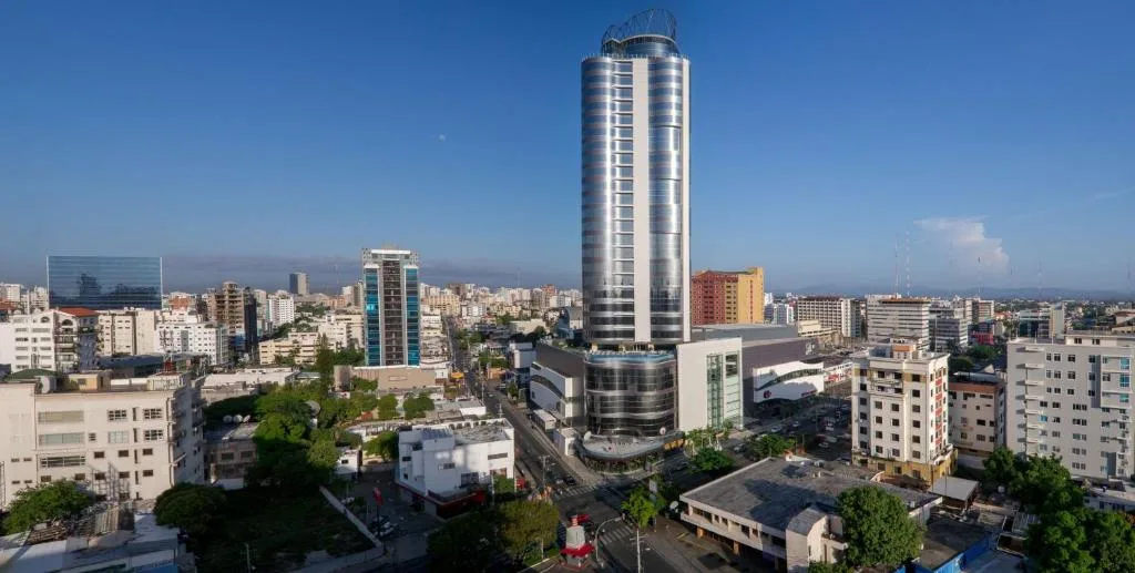 Embassy Suites by Hilton Santo Domingo - 4-star hotel in Santo Domingo, Santo Domingo - photo 1