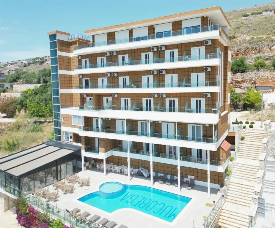 Mucobega Hotel 2 - Hotel de 4 estrellas en Sarandë, Sarande - photo 1