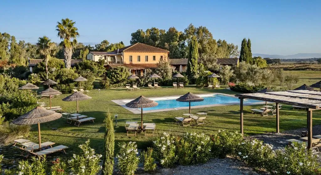 Janas Country Resort - 4-star hotel in Mores, Sardinia - photo 1