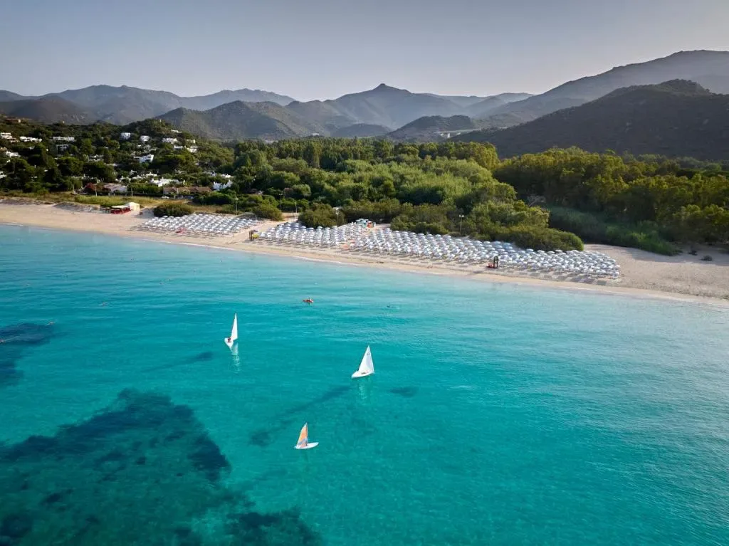 Calaserena Resort - 4-star hotel in Geremèas (south coast), Sardinia - photo 1