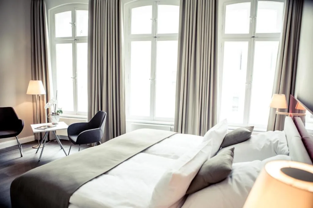 Weinhaus Uhle - Hotel de 4 estrelas em Schwerin, Schwerin - photo 1