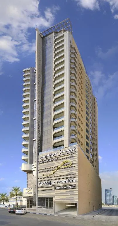 Al Majaz Premiere Hotel Apartments - Hotel de 4 estrellas en Sharjah, Sharjah - photo 1