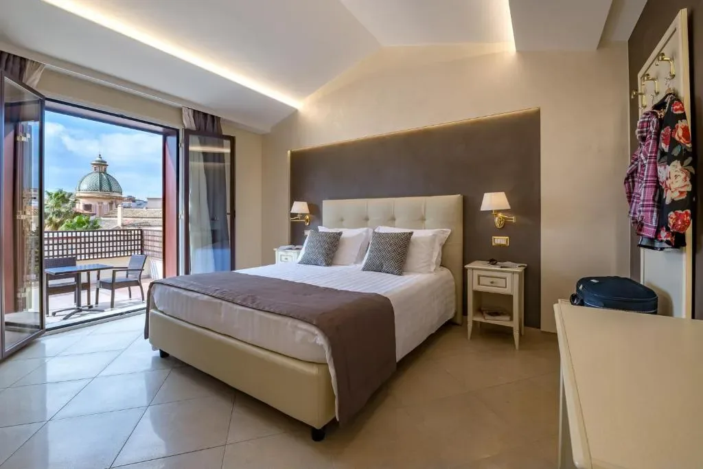 Vittorio Emanuele Hotel - 4-star hotel in Sciacca old town, Sicily - photo 1