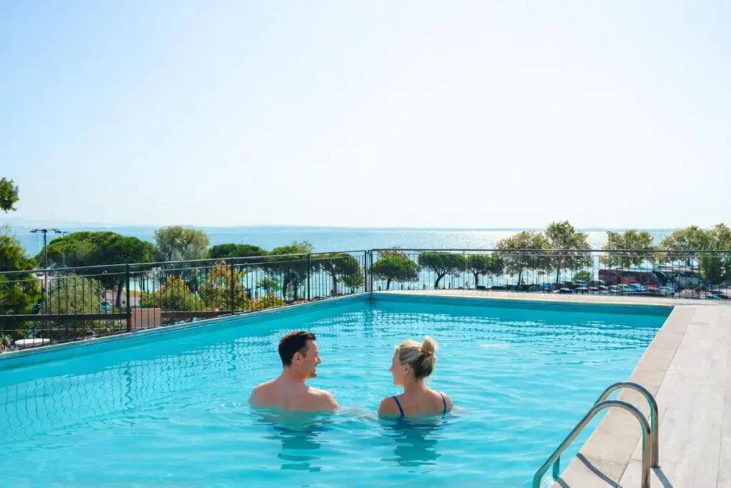 Alevic Hotel Sirmione - 4-star hotel in Sirmione peninsula, Sirmione - photo 1