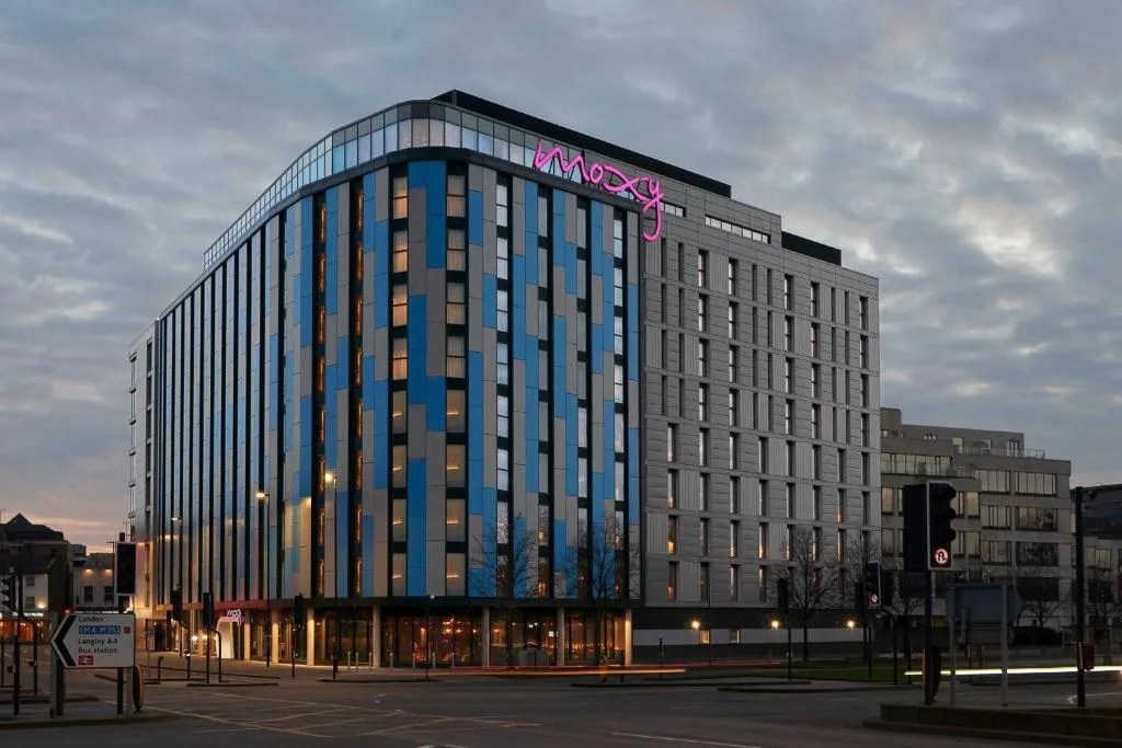 Moxy Slough - 3-star hotel in Slough, Slough - photo 1