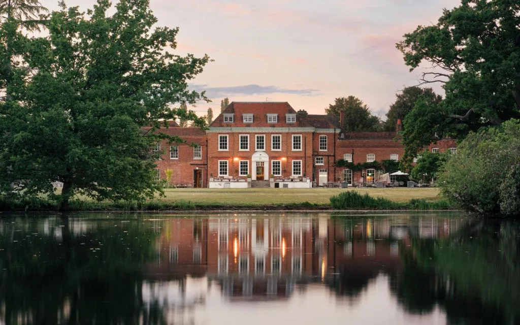 Stoke Place- Part of the Cairn Collection - 4-star hotel in Slough, Slough - photo 1