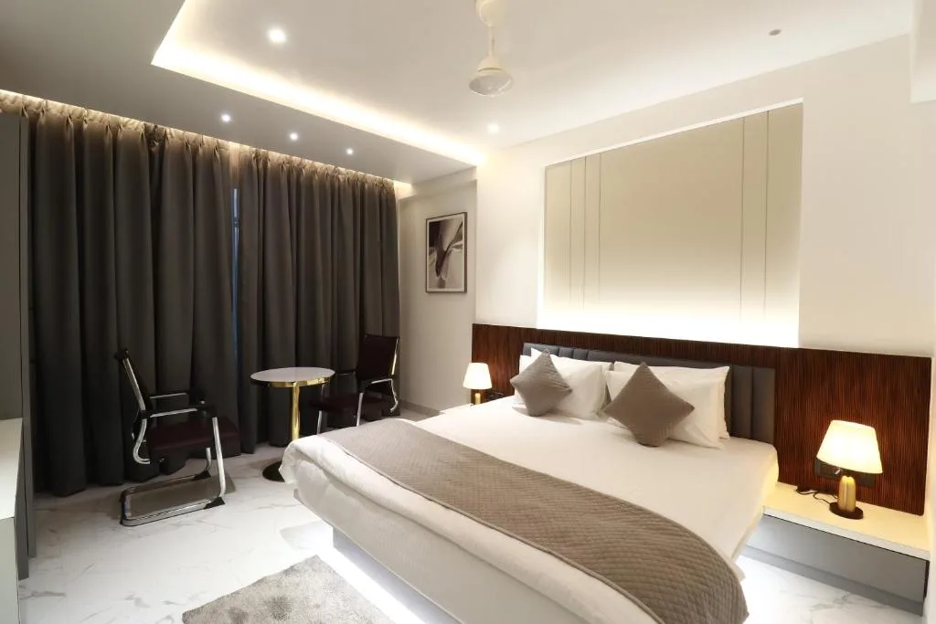 Hotel Lémore Stay & Dine - Hôtel 3 étoiles, Solapur, Solapur - photo 1