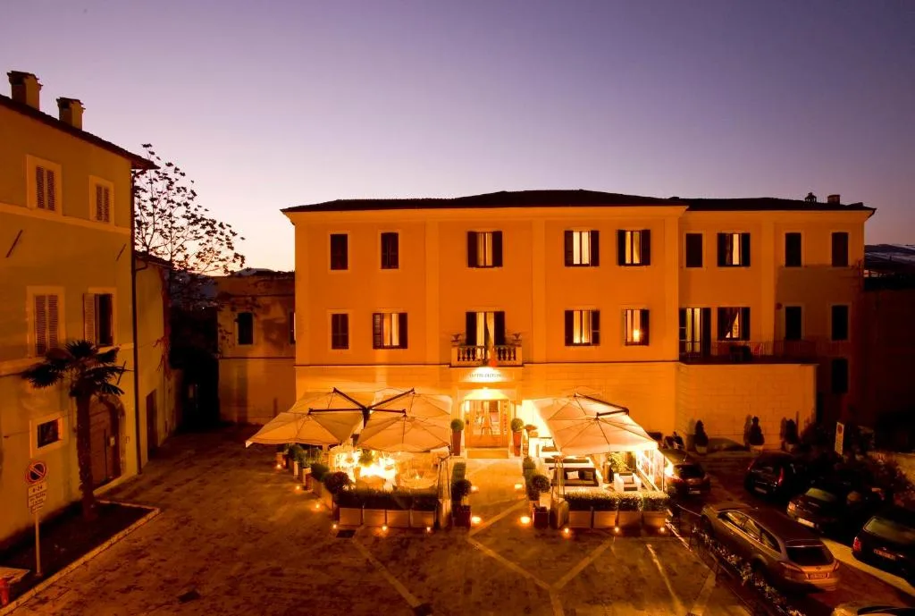 Hotel Clitunno - Hotel de 4 estrelas em Spoleto, Spoleto - photo 1