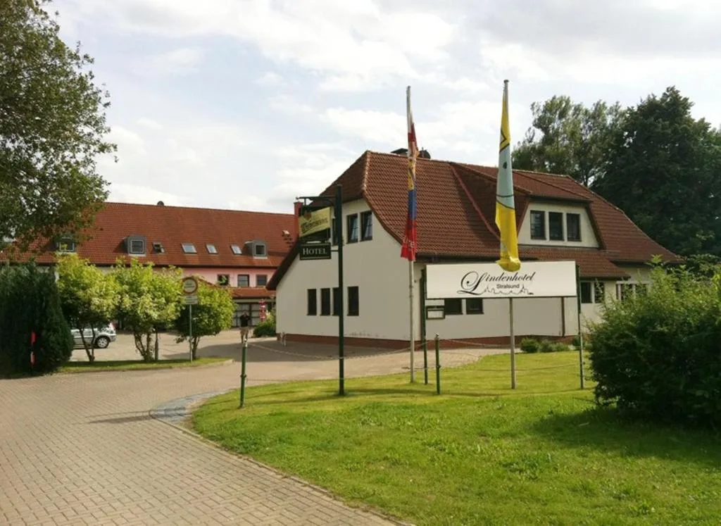 Lindenhotel Stralsund - Hotel de 3 estrelas em Stralsund, Stralsund - photo 1