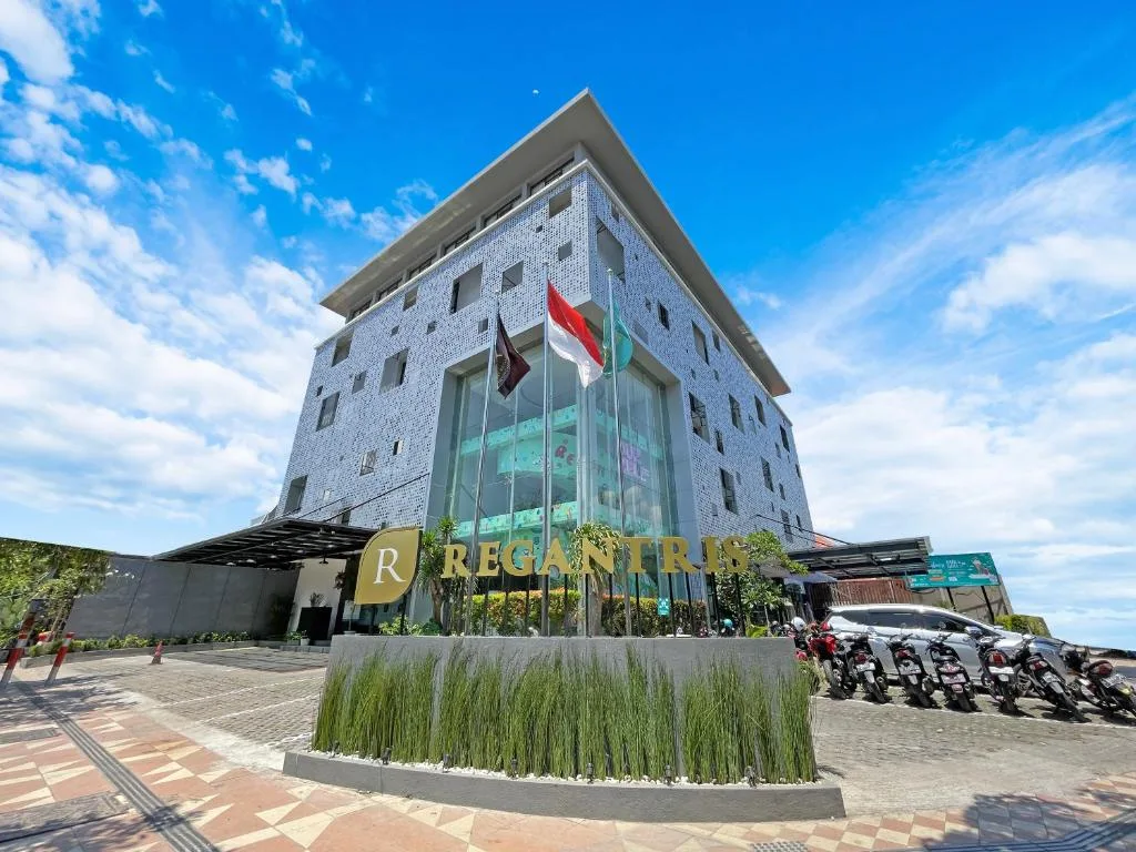 Regantris Surabaya - Hotel de 3 estrelas em Surabaya, Surabaya - photo 1