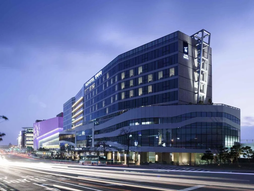 Novotel Ambassador Suwon - 4-star hotel in Suwon, Suwon - photo 1