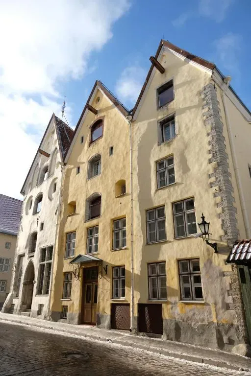 The Three Sisters Hotel - Hotel de 4 estrellas en Tallinn Old Town, Tallinn - photo 1