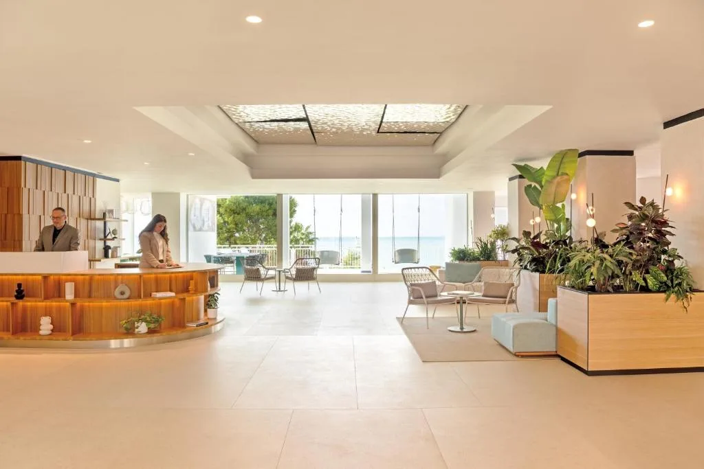 Hotel Delfino Taranto - Hotel de 4 estrellas en Taranto, Taranto - photo 1