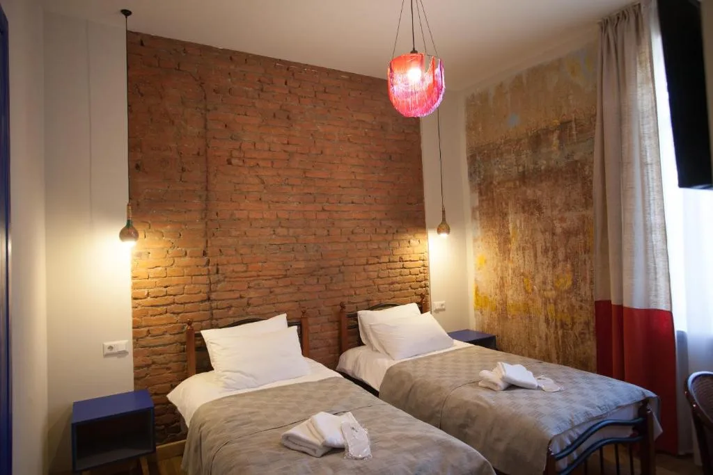 Bricks Room Hotel - Hôtel null étoiles, Tbilisi City, Tbilisi - photo 1