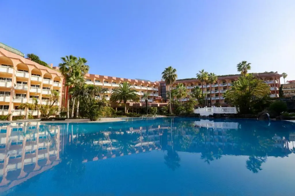 Hotel Puerto Palace pool area with tropical gardens, Puerto de la Cruz