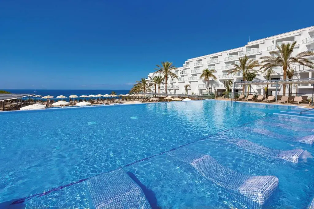 Pool and terrace at Hotel Riu Buenavista, Playa Paraíso