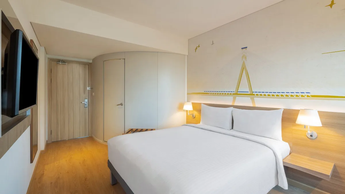 ibis Thane - Hotel de 3 estrelas em Thane, Thane - photo 1