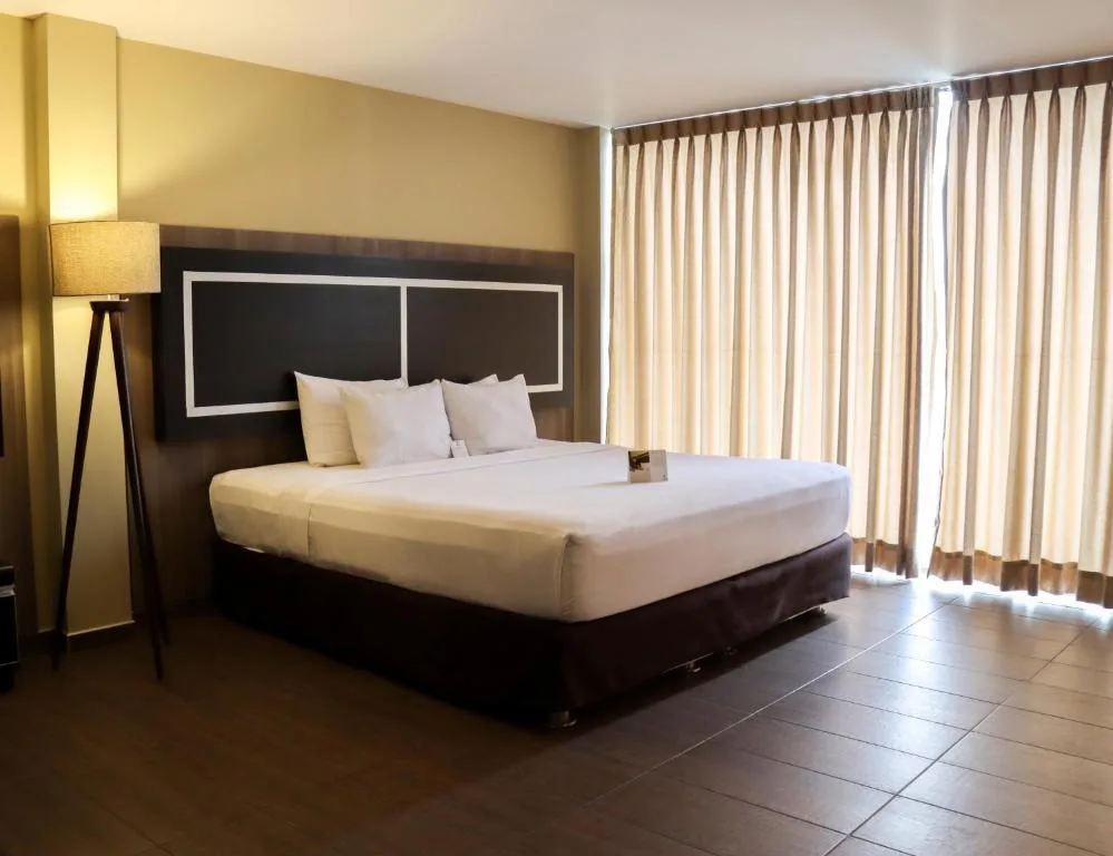 Rado Hotel - Santa María - Hotel de 3 estrellas en Trujillo, Trujillo - photo 1