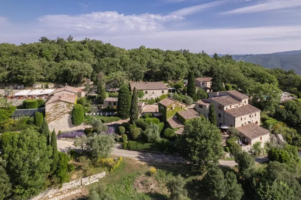 Borgo Vescine - 5-star hotel in Radda in Chianti, Tuscany - photo 1